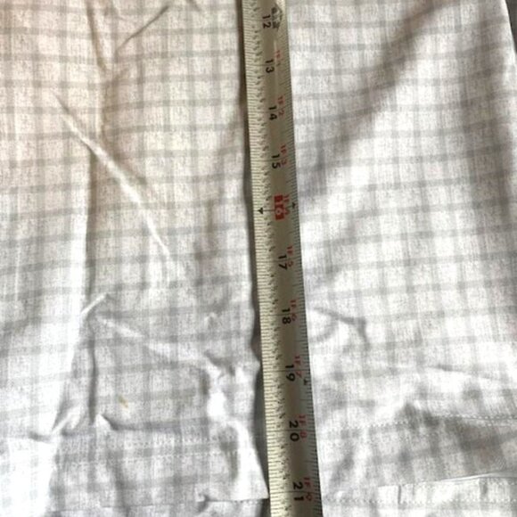 Jack Nicklaus Shorts Men’s 38 Golf White Gray Grid Flat Front Plaid Causal golf - Picture 5 of 8